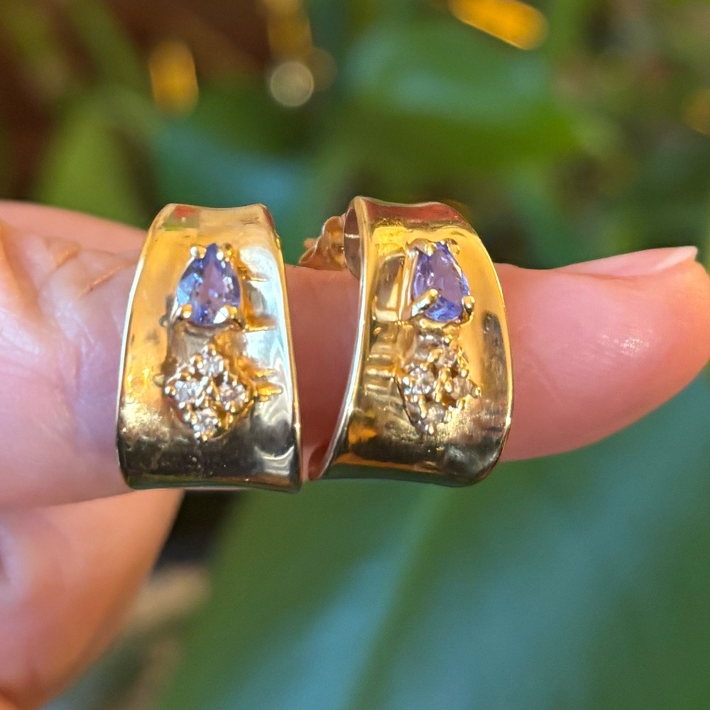 14K Vintage Chunky Tanzanite & Diamond J Hoops - GORGEOUS
